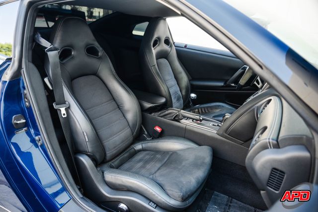 2014 Nissan GT-R Premium 2014 Nissan GT-R Premium