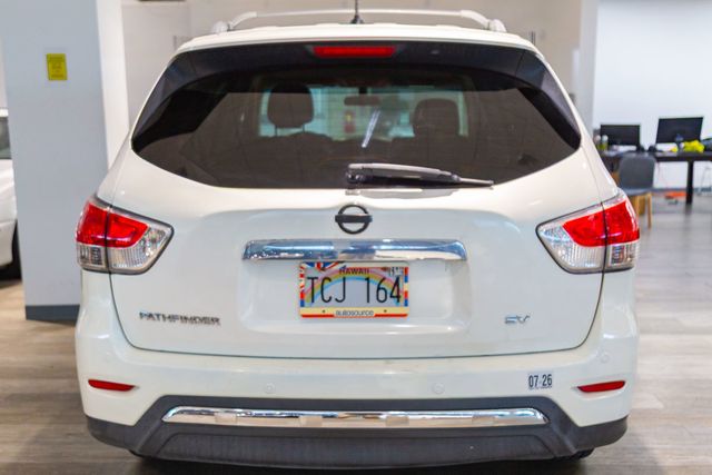 2014 Nissan Pathfinder 3rd row SV