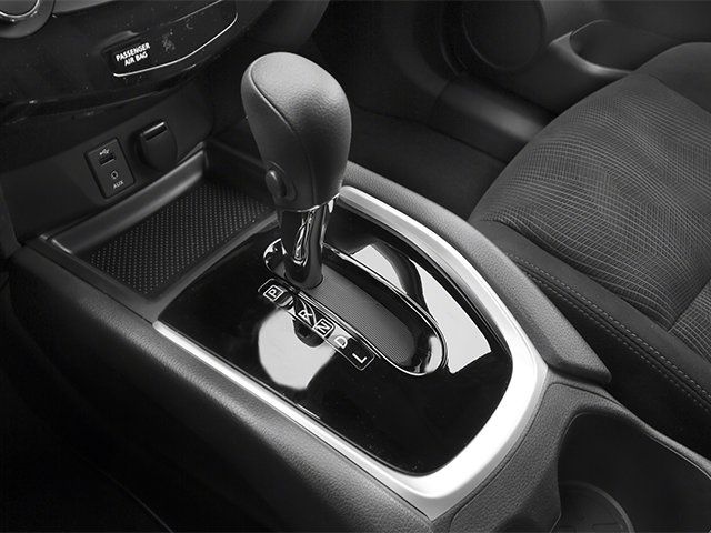 2014 Nissan Rogue  SV