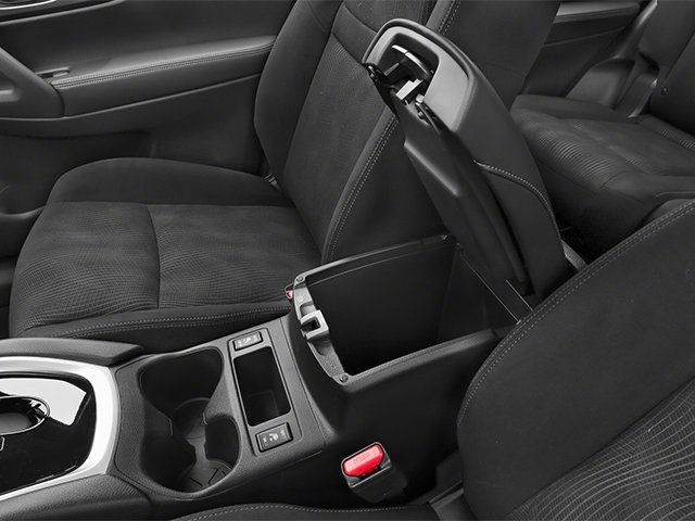 2014 Nissan Rogue  SV