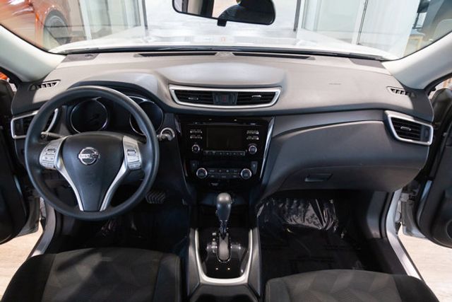 2014 Nissan Rogue  SV