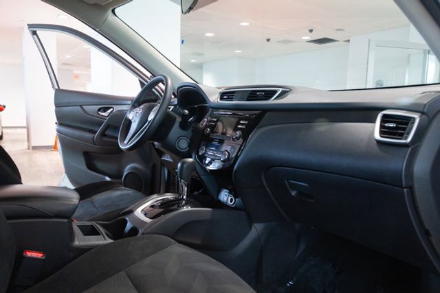 2014 Nissan Rogue  SV