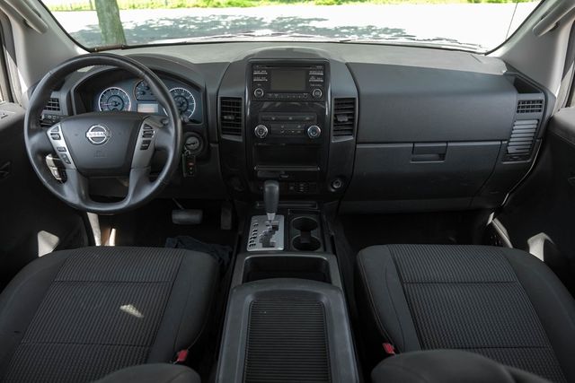 2014 Nissan Titan SV CREW CAB ALLOY WHEELS RUNNING BOARDS TOW PACKAG 2014 Nissan Titan SV CREW CAB ALLOY WHEELS RUNNING BOARDS TOW PACKAG