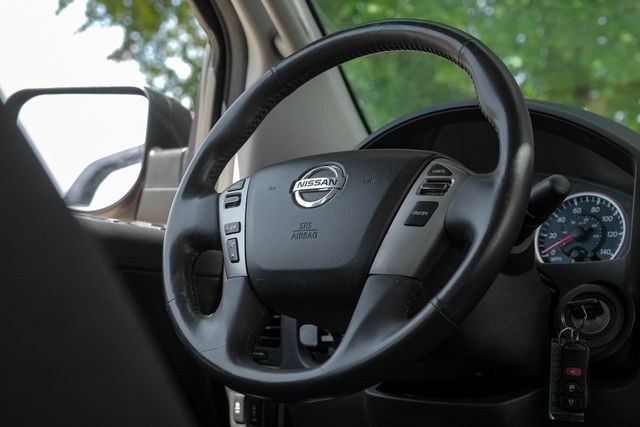 2014 Nissan Titan SV CREW CAB ALLOY WHEELS RUNNING BOARDS TOW PACKAG 2014 Nissan Titan SV CREW CAB ALLOY WHEELS RUNNING BOARDS TOW PACKAG