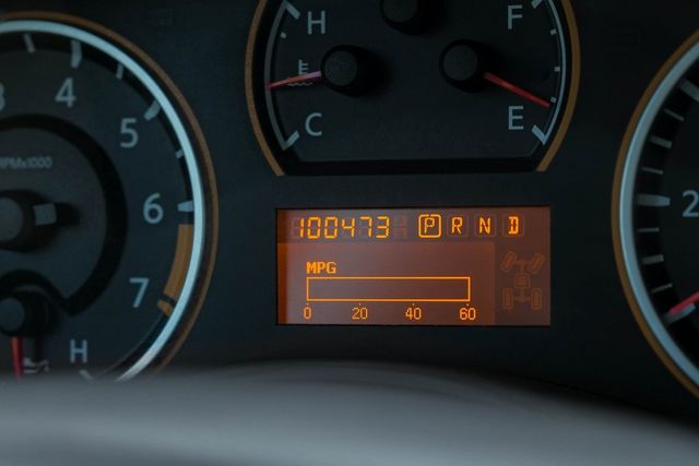 2014 Nissan Titan SV CREW CAB ALLOY WHEELS RUNNING BOARDS TOW PACKAG 2014 Nissan Titan SV CREW CAB ALLOY WHEELS RUNNING BOARDS TOW PACKAG