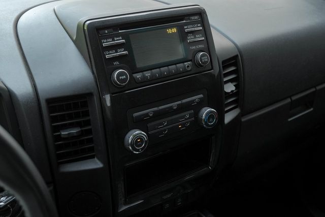 2014 Nissan Titan SV CREW CAB ALLOY WHEELS RUNNING BOARDS TOW PACKAG 2014 Nissan Titan SV CREW CAB ALLOY WHEELS RUNNING BOARDS TOW PACKAG