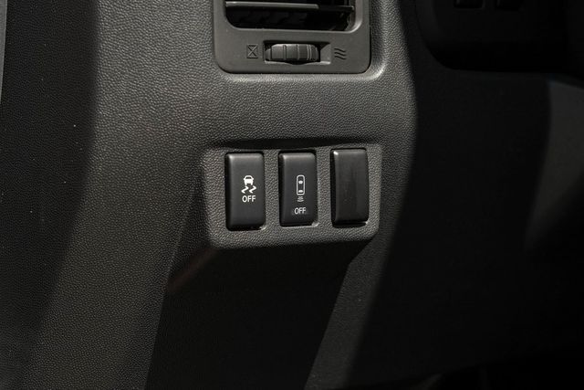 2014 Nissan Titan SV CREW CAB ALLOY WHEELS RUNNING BOARDS TOW PACKAG 2014 Nissan Titan SV CREW CAB ALLOY WHEELS RUNNING BOARDS TOW PACKAG