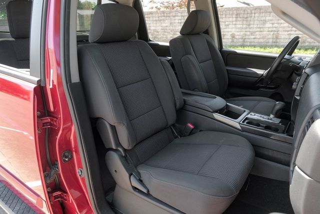 2014 Nissan Titan SV CREW CAB ALLOY WHEELS RUNNING BOARDS TOW PACKAG 2014 Nissan Titan SV CREW CAB ALLOY WHEELS RUNNING BOARDS TOW PACKAG