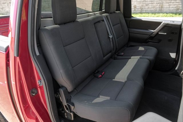 2014 Nissan Titan SV CREW CAB ALLOY WHEELS RUNNING BOARDS TOW PACKAG 2014 Nissan Titan SV CREW CAB ALLOY WHEELS RUNNING BOARDS TOW PACKAG