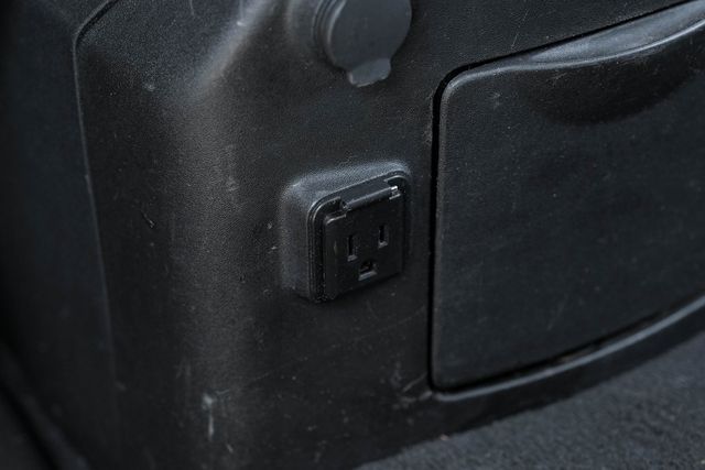 2014 Nissan Titan SV CREW CAB ALLOY WHEELS RUNNING BOARDS TOW PACKAG 2014 Nissan Titan SV CREW CAB ALLOY WHEELS RUNNING BOARDS TOW PACKAG