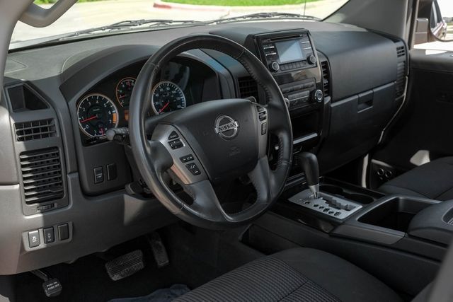 2014 Nissan Titan SV CREW CAB ALLOY WHEELS RUNNING BOARDS TOW PACKAG 2014 Nissan Titan SV CREW CAB ALLOY WHEELS RUNNING BOARDS TOW PACKAG