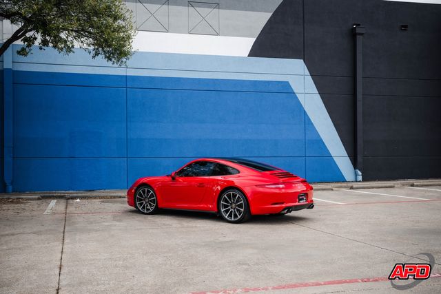 2014 Porsche 911 Carrera 4