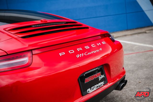 2014 Porsche 911 Carrera 4