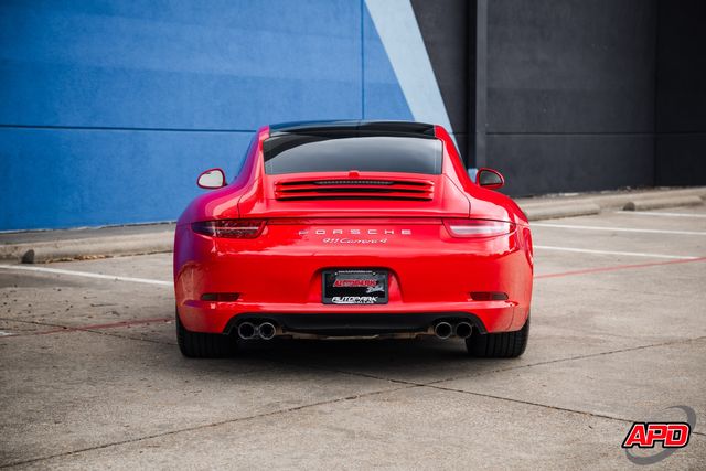 2014 Porsche 911 Carrera 4