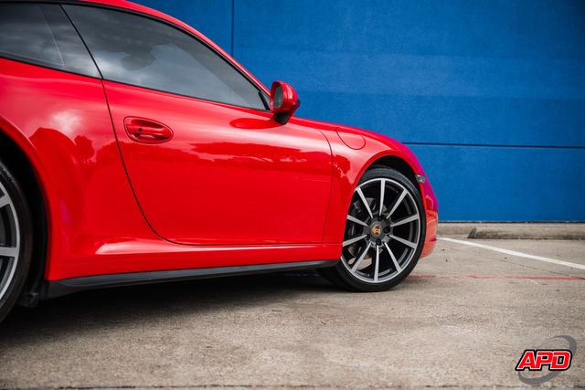 2014 Porsche 911 Carrera 4