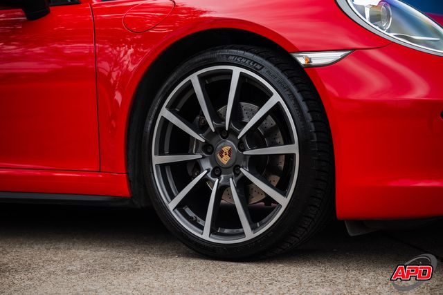 2014 Porsche 911 Carrera 4