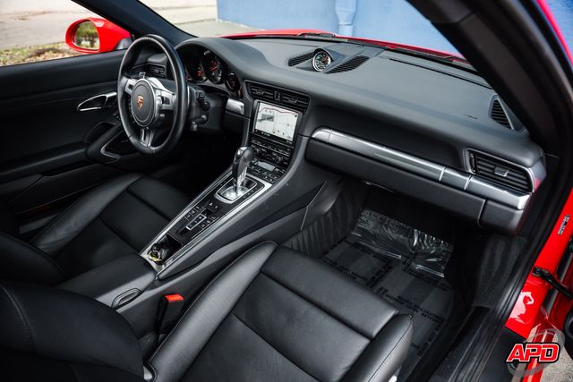 2014 Porsche 911 Carrera 4