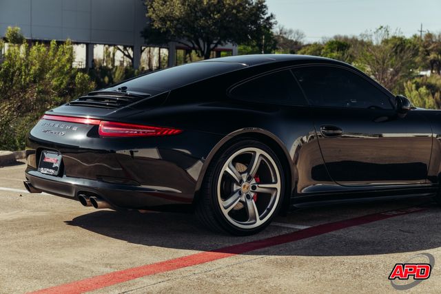 2014 Porsche 911 Carrera 4S
