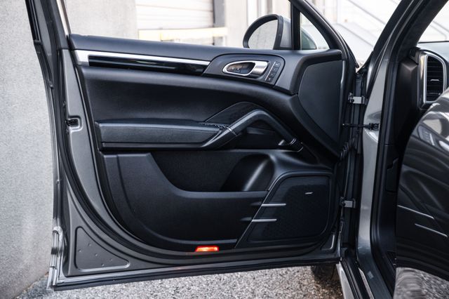 2014 Porsche Cayenne GTS | Addison, TX | Apex Auto Sports