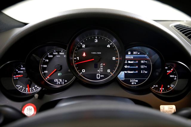 2014 Porsche Cayenne Diesel | Burbank, California | MDK International 2014 Porsche Cayenne Diesel | Burbank, California | MDK International