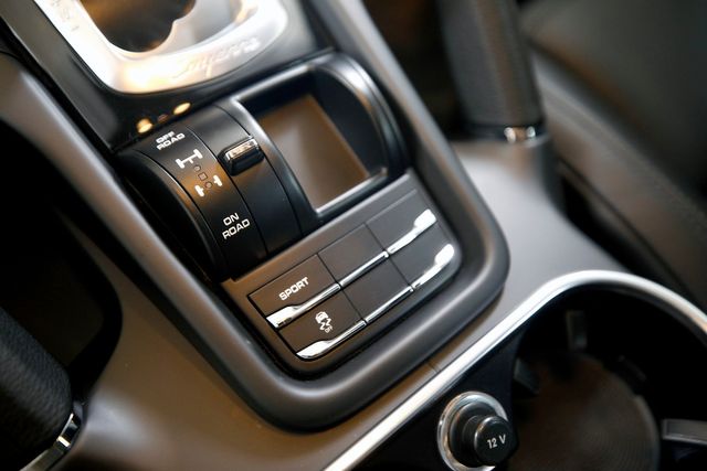 2014 Porsche Cayenne Diesel | Burbank, California | MDK International 2014 Porsche Cayenne Diesel | Burbank, California | MDK International