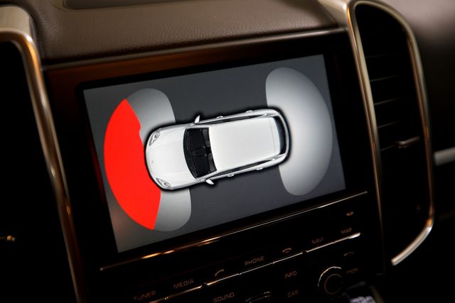 2014 Porsche Cayenne Diesel | Burbank, California | MDK International 2014 Porsche Cayenne Diesel | Burbank, California | MDK International