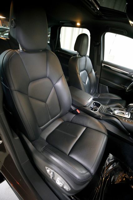 2014 Porsche Cayenne Diesel | Burbank, California | MDK International 2014 Porsche Cayenne Diesel | Burbank, California | MDK International