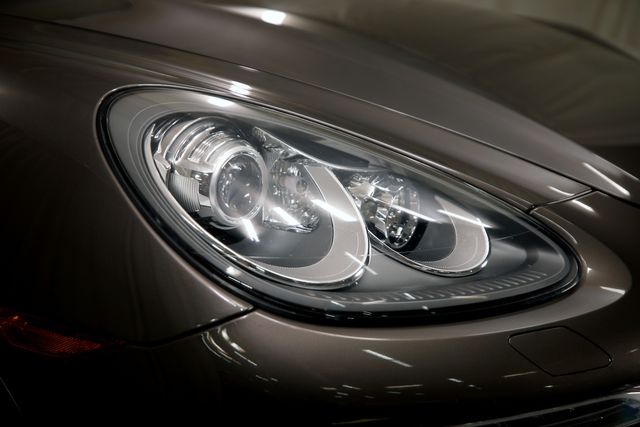 2014 Porsche Cayenne Diesel | Burbank, California | MDK International 2014 Porsche Cayenne Diesel | Burbank, California | MDK International