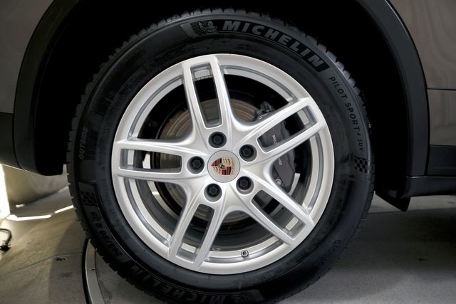 2014 Porsche Cayenne Diesel | Burbank, California | MDK International 2014 Porsche Cayenne Diesel | Burbank, California | MDK International