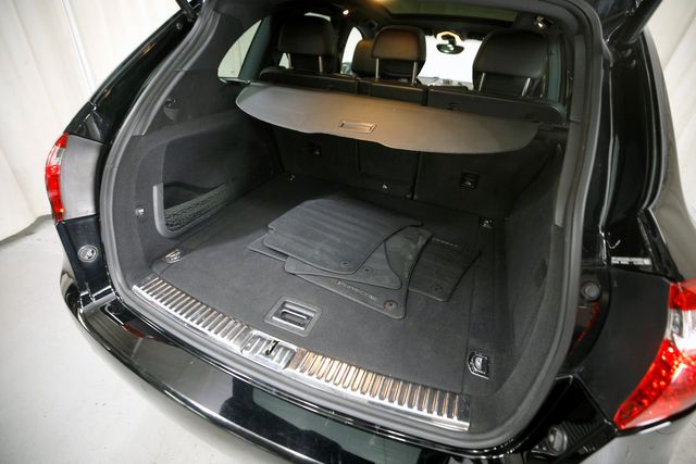 2014 Porsche Cayenne S | Burbank, California | MDK International 2014 Porsche Cayenne S | Burbank, California | MDK International