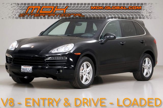2014 Porsche Cayenne S | Burbank, California | MDK International in Los Angeles, California 91504