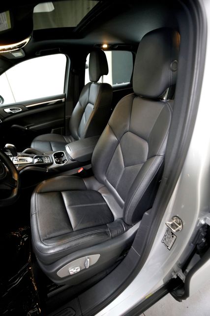 2014 Porsche Cayenne  | Burbank, California | MDK International