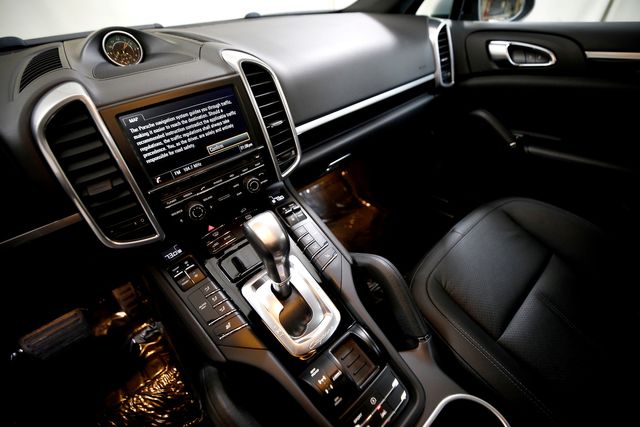 2014 Porsche Cayenne  | Burbank, California | MDK International