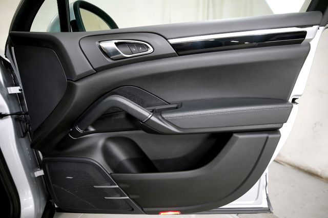 2014 Porsche Cayenne  | Burbank, California | MDK International