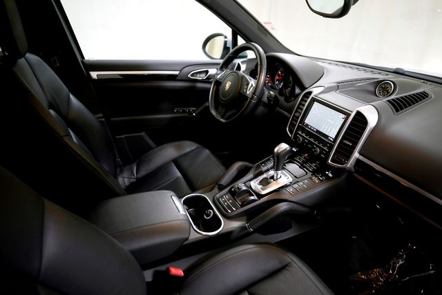 2014 Porsche Cayenne | Burbank, California | MDK International 2014 Porsche Cayenne | Burbank, California | MDK International