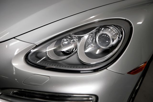 2014 Porsche Cayenne  | Burbank, California | MDK International