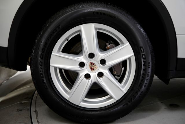 2014 Porsche Cayenne | Burbank, California | MDK International 2014 Porsche Cayenne | Burbank, California | MDK International