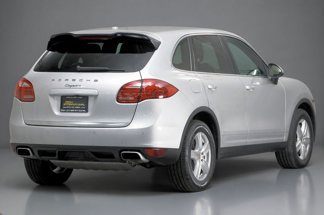 2014 Porsche Cayenne  | Burbank, California | MDK International