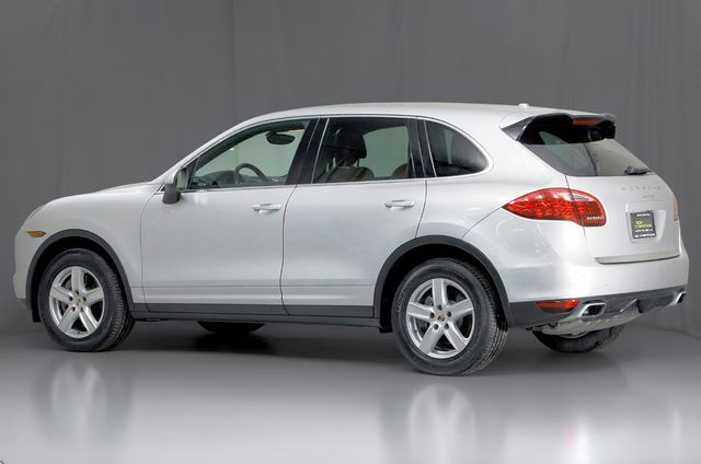 2014 Porsche Cayenne | Burbank, California | MDK International 2014 Porsche Cayenne | Burbank, California | MDK International