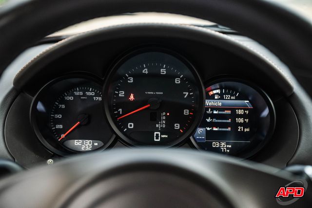 2014 Porsche Cayman 