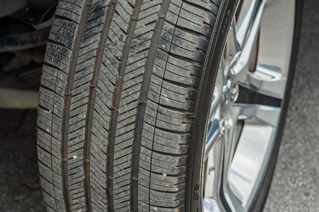 2014 Ram 1500 R/T SPORT REG CAB / 5.7L HEMI V8 / SUPER LOW MILES | Austin, TX | Rocky Mountain Truck Stop Austin 2014 Ram 1500 R/T SPORT REG CAB / 5.7L HEMI V8 / SUPER LOW MILES | Austin, TX | Rocky Mountain Truck Stop Austin