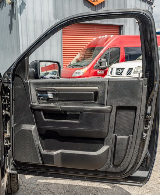 2014 Ram 1500 R/T SPORT REG CAB / 5.7L HEMI V8 / SUPER LOW MILES | Dallas, TX | Rocky Mountain Truck Stop Dallas 2014 Ram 1500 R/T SPORT REG CAB / 5.7L HEMI V8 / SUPER LOW MILES | Dallas, TX | Rocky Mountain Truck Stop Dallas