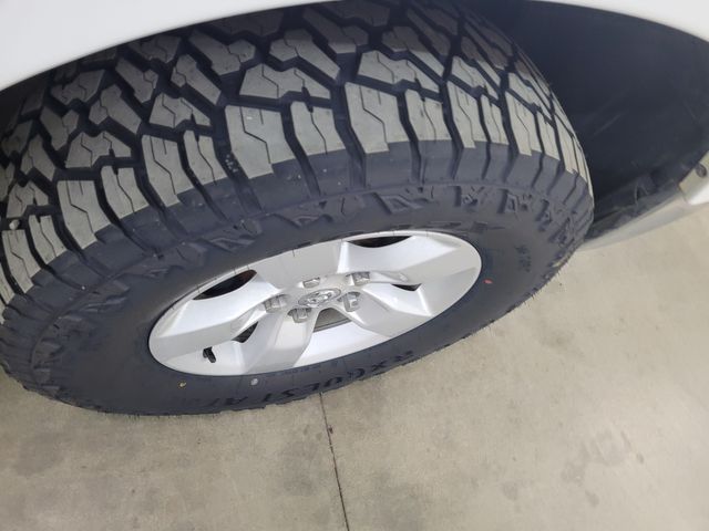 2014 Ram 1500 SLT Crew - Warranty Financing Transparent Pricing | Dickinson, ND | Autorama Auto Sales and Rentals 2014 Ram 1500 SLT Crew - Warranty Financing Transparent Pricing | Dickinson, ND | Autorama Auto Sales and Rentals