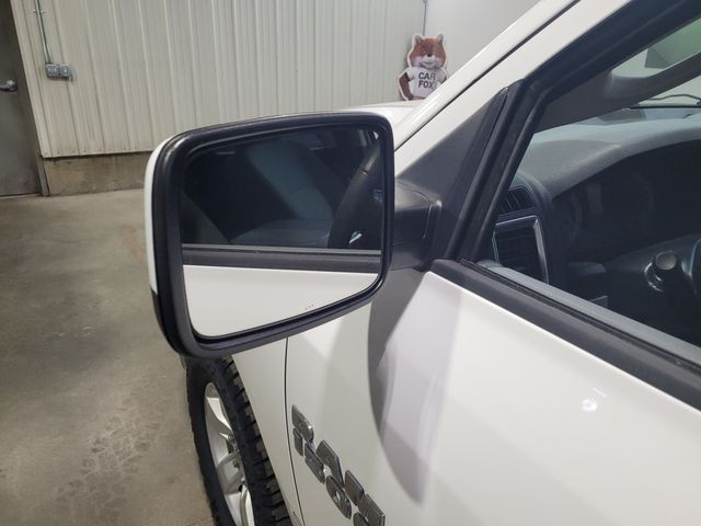 2014 Ram 1500 SLT Crew - Warranty Financing Transparent Pricing | Dickinson, ND | Autorama Auto Sales and Rentals 2014 Ram 1500 SLT Crew - Warranty Financing Transparent Pricing | Dickinson, ND | Autorama Auto Sales and Rentals