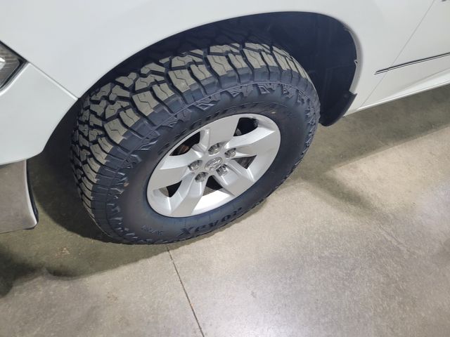 2014 Ram 1500 SLT Crew - Warranty Financing Transparent Pricing | Dickinson, ND | Autorama Auto Sales and Rentals 2014 Ram 1500 SLT Crew - Warranty Financing Transparent Pricing | Dickinson, ND | Autorama Auto Sales and Rentals