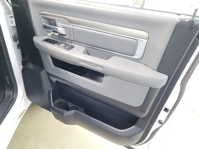 2014 Ram 1500 SLT Crew - Warranty Financing Transparent Pricing | Dickinson, ND | Autorama Auto Sales and Rentals 2014 Ram 1500 SLT Crew - Warranty Financing Transparent Pricing | Dickinson, ND | Autorama Auto Sales and Rentals