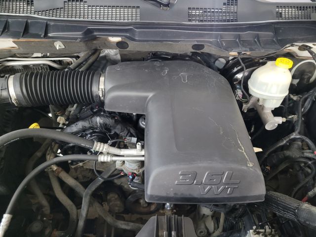 2014 Ram 1500 SLT Crew - Warranty Financing Transparent Pricing | Dickinson, ND | Autorama Auto Sales and Rentals 2014 Ram 1500 SLT Crew - Warranty Financing Transparent Pricing | Dickinson, ND | Autorama Auto Sales and Rentals