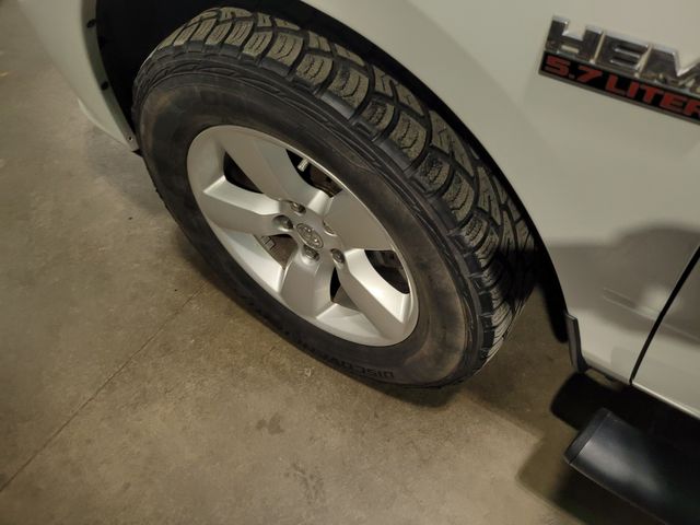 2014 Ram 1500 Express 5.7L Hemi Short Box- Financing -Warranty | Dickinson, ND | Autorama Auto Sales and Rentals 2014 Ram 1500 Express 5.7L Hemi Short Box- Financing -Warranty | Dickinson, ND | Autorama Auto Sales and Rentals