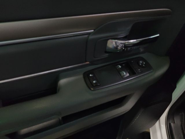 2014 Ram 1500 Express 5.7L Hemi  Short Box- Financing  -Warranty | Dickinson, ND | Autorama Auto Sales and Rentals