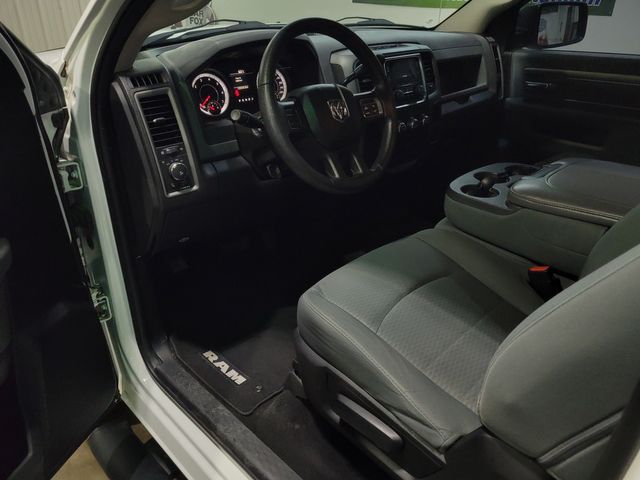 2014 Ram 1500 Express 5.7L Hemi Short Box- Financing - | Dickinson, ND | Autorama Auto Sales and Rentals 2014 Ram 1500 Express 5.7L Hemi Short Box- Financing - | Dickinson, ND | Autorama Auto Sales and Rentals